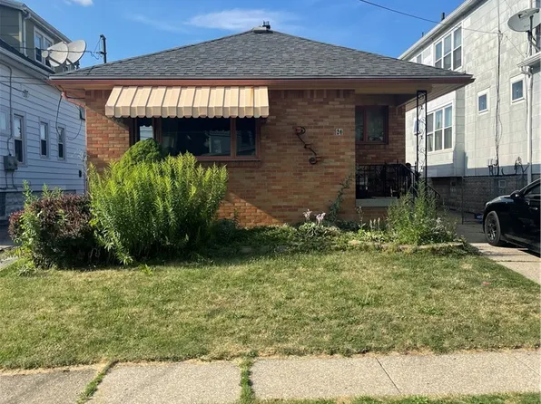 24 Bell Rd, Buffalo, NY 14225