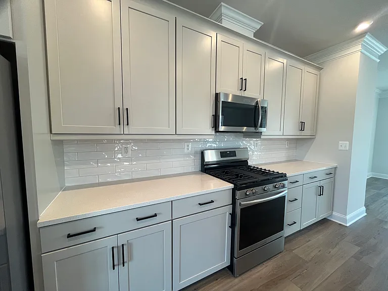 1320 Laconia Ln — Photo 26