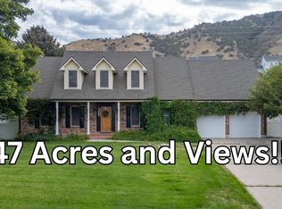 1050 Grandview Dr, Providence, UT 84332