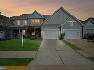199 Long Point Dr, Fredericksburg, VA 22406