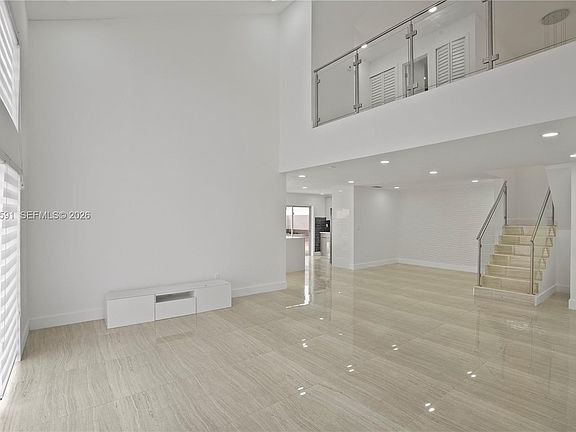 3rd image of 12894 SW 60th Ter