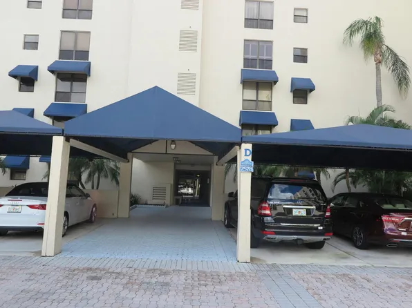 7578 Regency Lake Dr, Boca Raton, FL