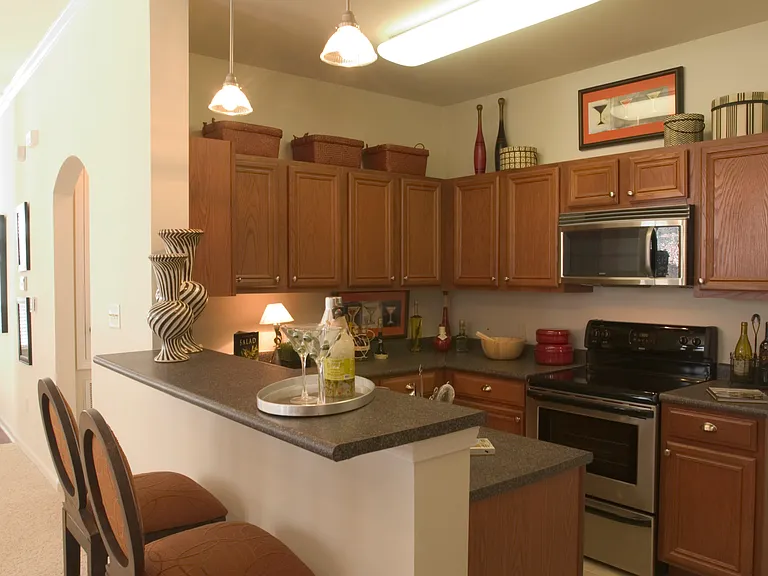 Calypso Bay Apartments — Photo 35