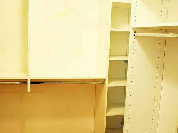 Walkin Closet