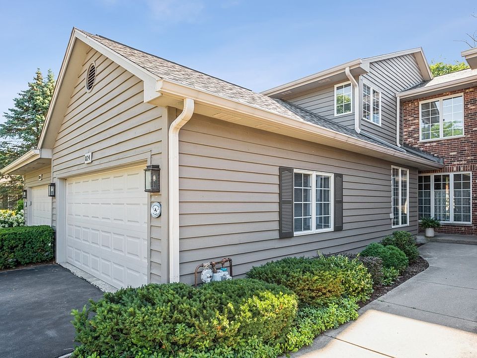 1st image of 824 Saddlewood Dr