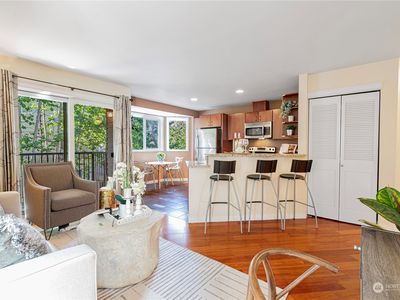 1125 N 93rd Street #2, Seattle, WA, 98103