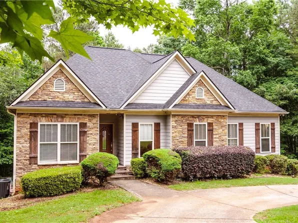 28 Ash Way NE, White, GA 30184