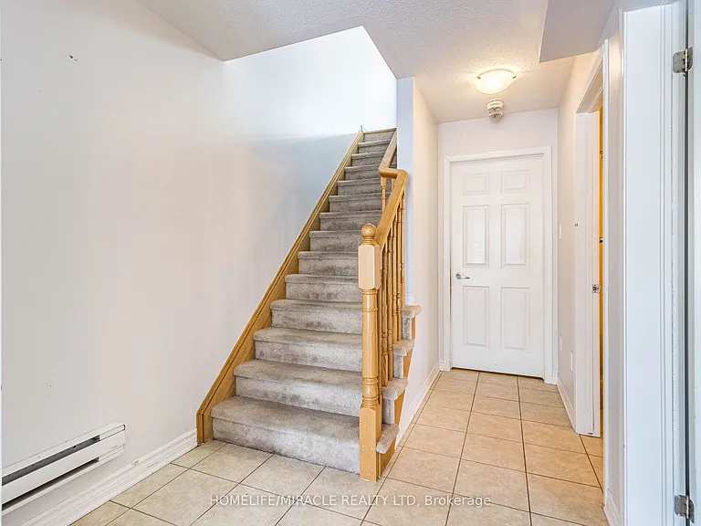 229 Remembrance Rd — Photo 6