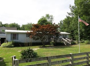 40 E Virginia Rd, Reedville, VA 22539