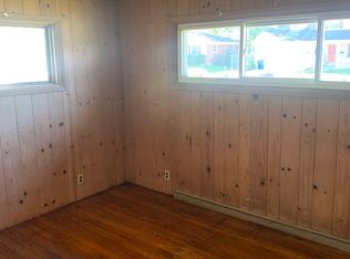 1027 Sycamore Ave, Racine, WI 53406