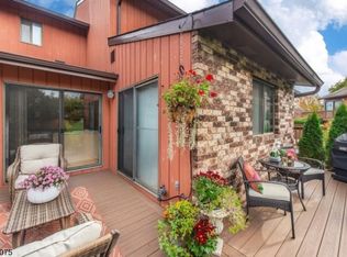 250 Ridgedale Ave #T-5, Florham Park, NJ 07932