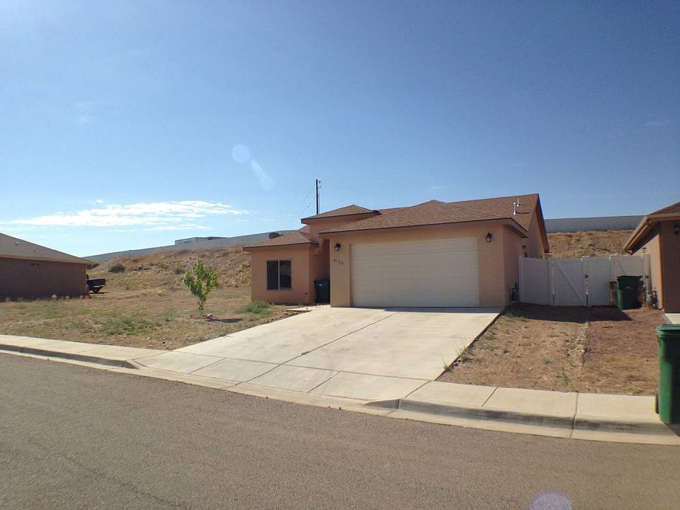 1st image of 4715 Primavera Dr