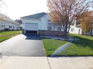 153 Valencia Dr, Monroe Township, NJ 08831