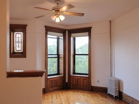 4th image of 806 Washington Ave #D3