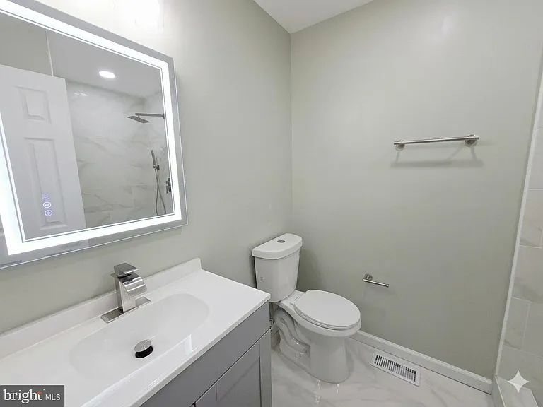 5001 Iroquois St — Photo 16