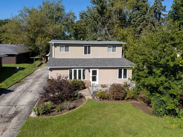 10116 W Crissy Ave, Beach Park, IL 60099