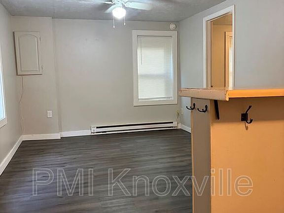 3rd image of 417 Landau Dr