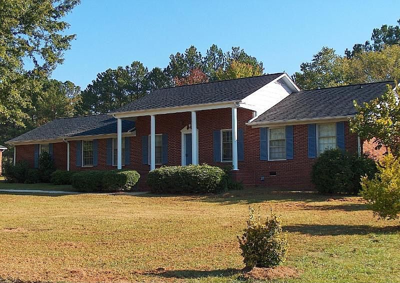 1st image of 105 Kenilworth Dr