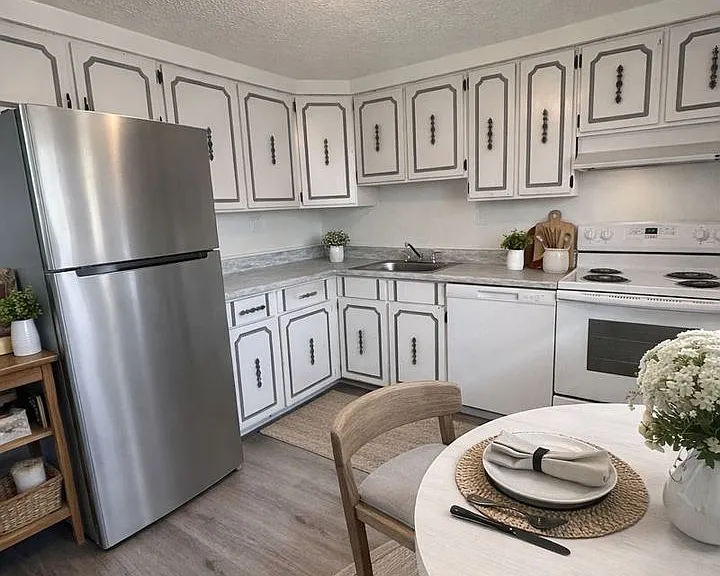 470 Market St #14 — Photo 3