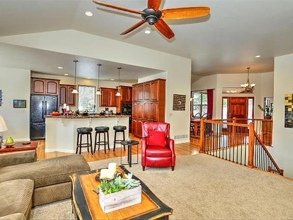 Living Rm, Kitchen, Staircase to Lower Level