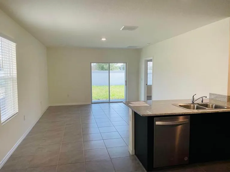 5408 Oxford Gray Rd — Photo 3