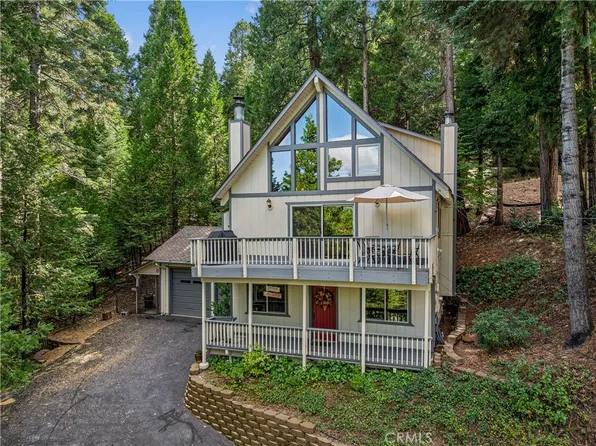28565 Shenandoah Dr, Lake Arrowhead, CA 92352