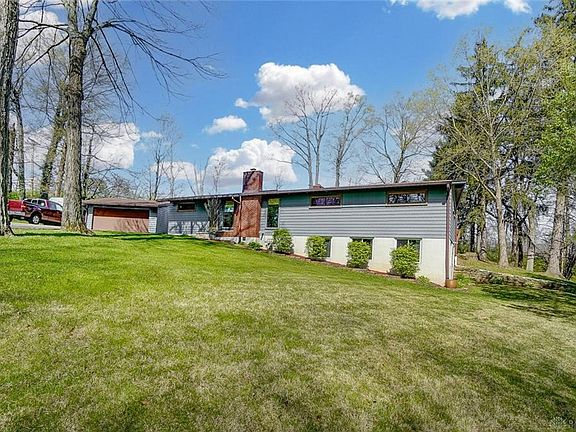 2nd image of 2649 Longwood Dr