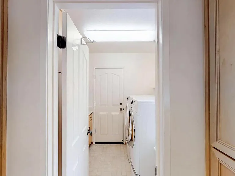 3401 Bermuda Ave #16 — Photo 8