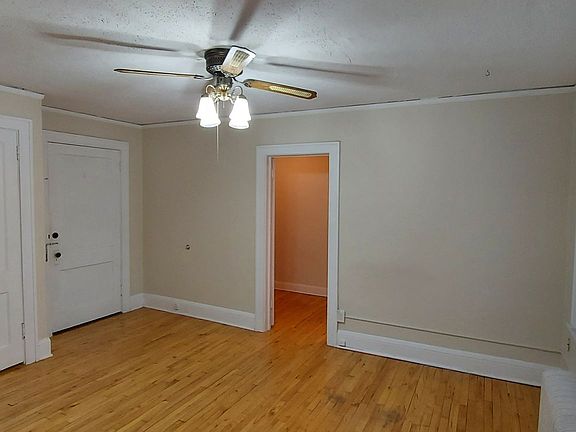 2nd image of 1756 Grand Ave #11