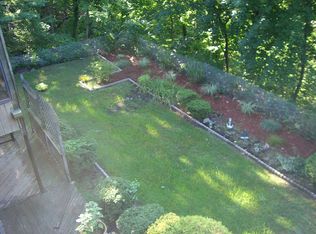 34 Cedarcliff Rd, Staten Island, NY 10301