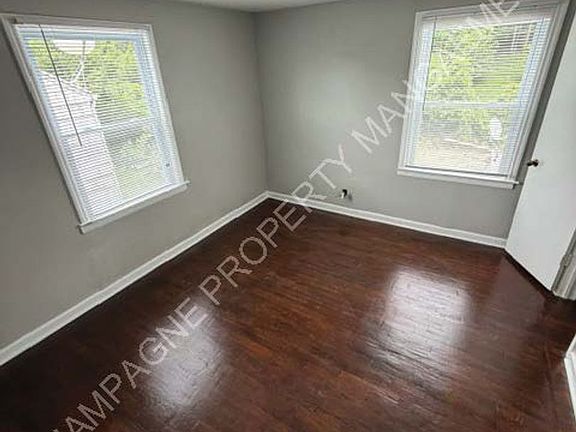 3rd image of 5411-5413 E Swope Pkwy #5411