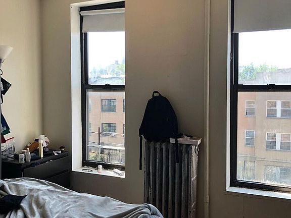 4th image of 157 Jefferson Ave APT 3R
