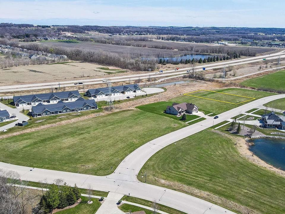 1st image of 493 N COUNTRY LANE #33