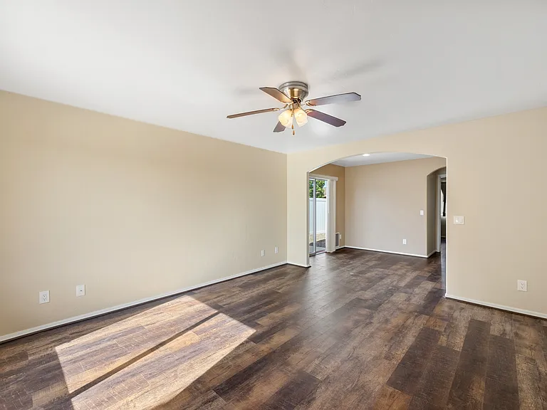 4621 N Ocotillo Dr #A — Photo 2