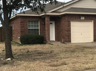 943 Jenni Dr, Midlothian, TX 76065