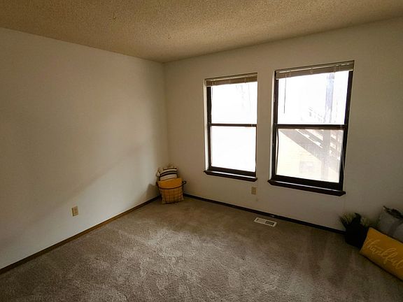 5th image of 2390 Stepping Stones Way