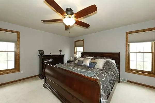N48W16103 Lone Oak Ln — Photo 3