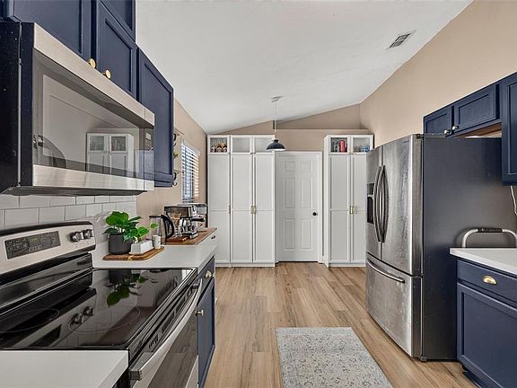 3rd image of 31806 LOCH ALINE DRIVE