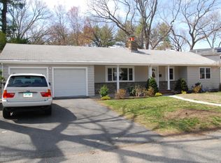 17 Lafayette Rd, Newton, MA 02462