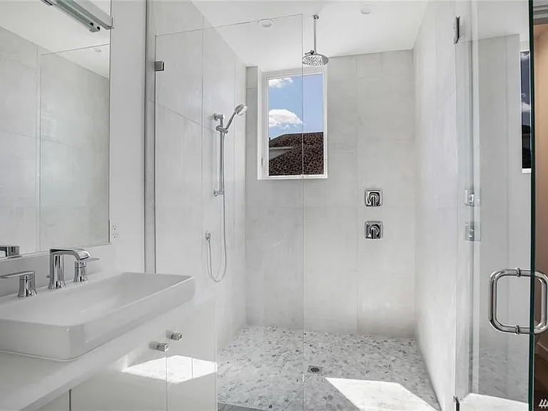 1344 14th Ave S — Photo 11