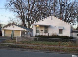 1917 E North Grand Ave, Springfield, IL 62702