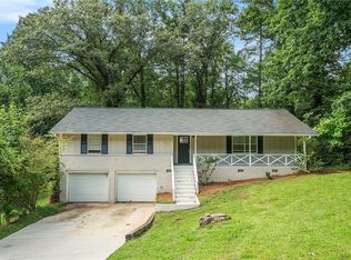 4442 Cedar Ridge Trl, Stone Mountain, GA 30083
