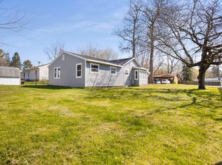 9025 Forest Rd, Whitmore Lake, MI 48189