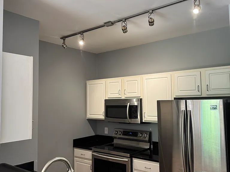 1000 Providence Pl #247 — Photo 4