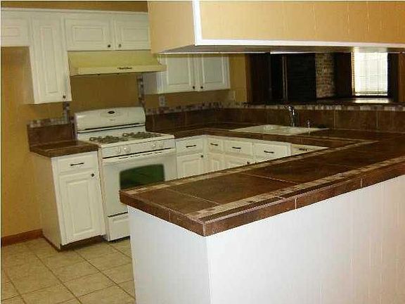 5th image of 248 Orangewood Dr