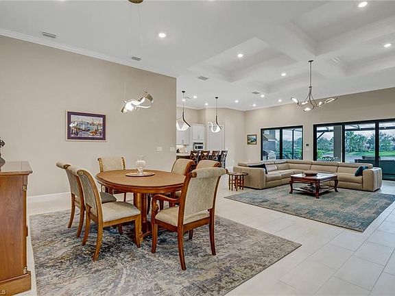 4th image of 9262 Plover Dr