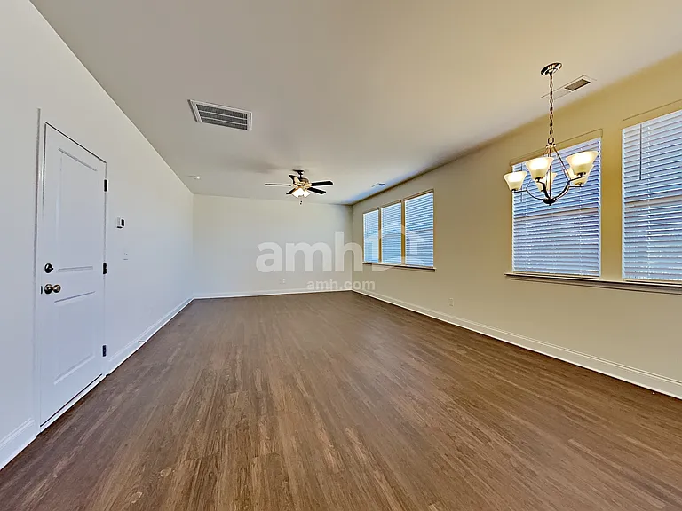 130 Hamilton Park Dr — Photo 10