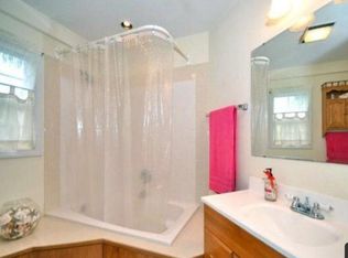 100 Fir St, Hendersonville, NC 28791