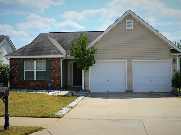 229 Burr Dr, Byron, GA 31008