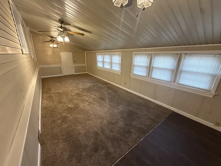 223 Wiegel Dr — Photo 19
